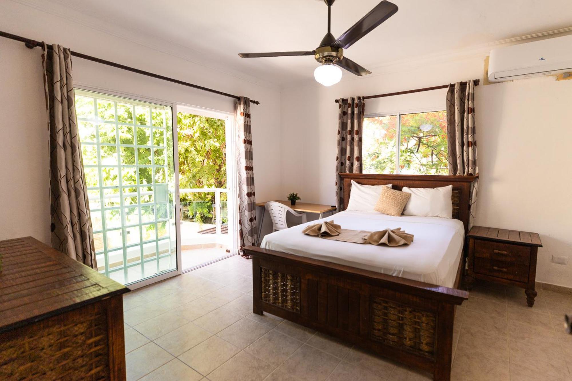 Rosas De Guest house *